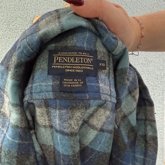 Pendleton Plaid Full Zip Hooded Jacket 100 Virgin Wool Blue Gray Womens XS - Picture 3 of 6